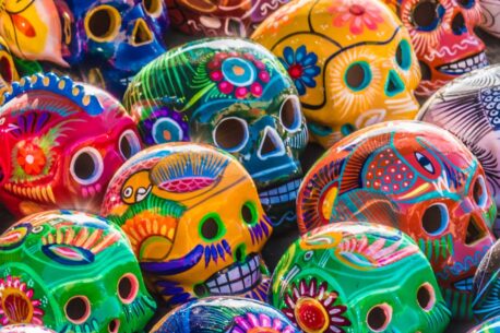traditional Mexican-hispanic ceramic pottery Dia de los Muertos skulls