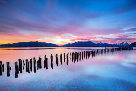 Puerto Natales è la porta d'accesso al Parco Torres del Paine famosa per i paesaggi che offre.